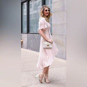 ASTR the Label Crochet Sleeve Pink‎ Wrap Dress Women's Size Medium